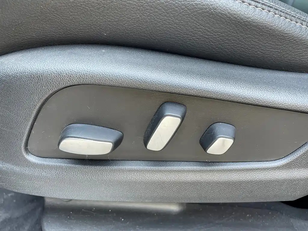CADILLAC XT5 2021