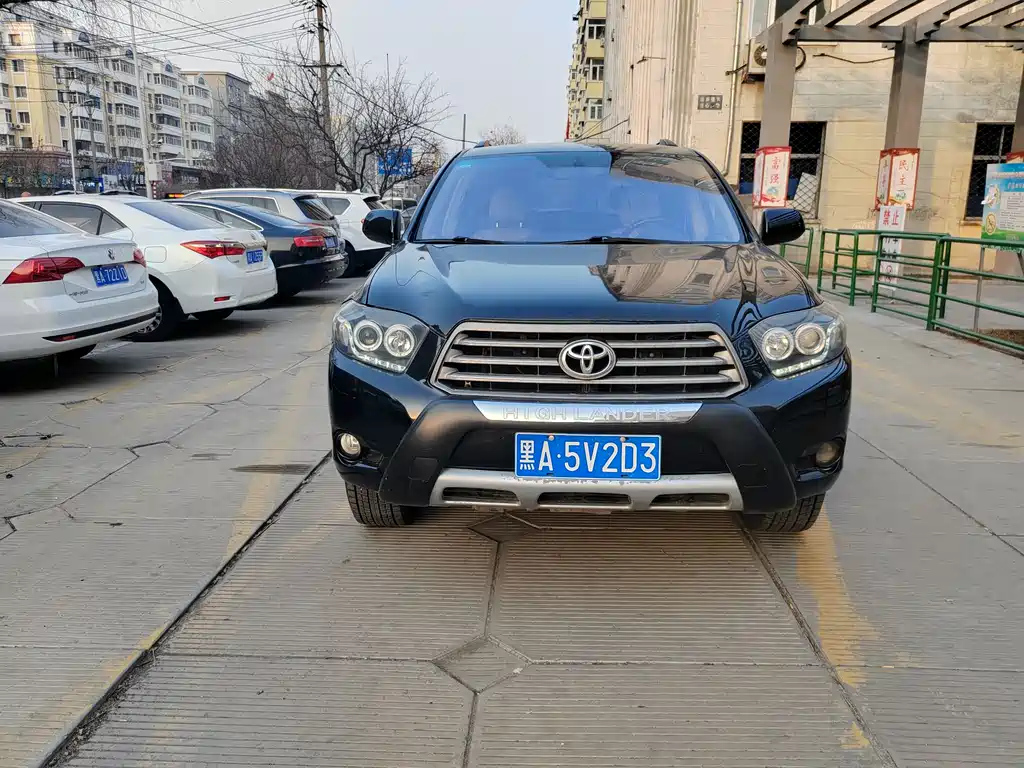 TOYOTA HIGHLANDER 2012