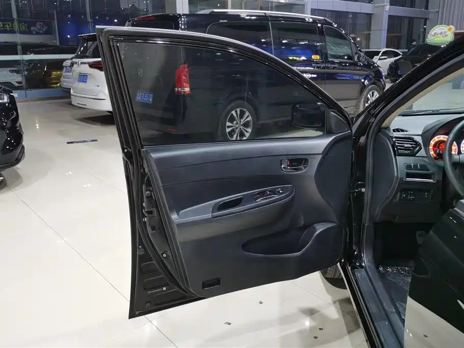 BYD F3 2021