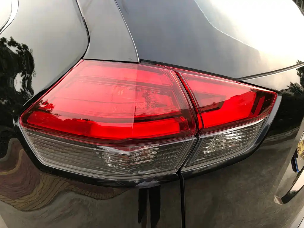 NISSAN X-TRAIL 2021