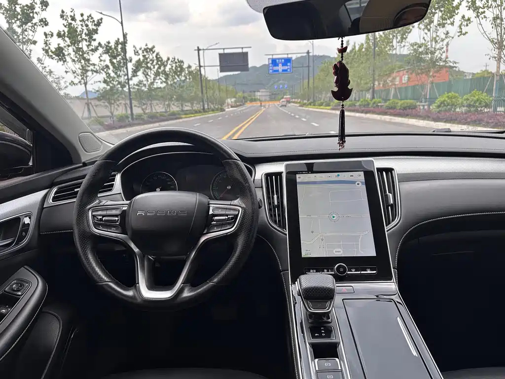 ROEWE I6 MAX 2021