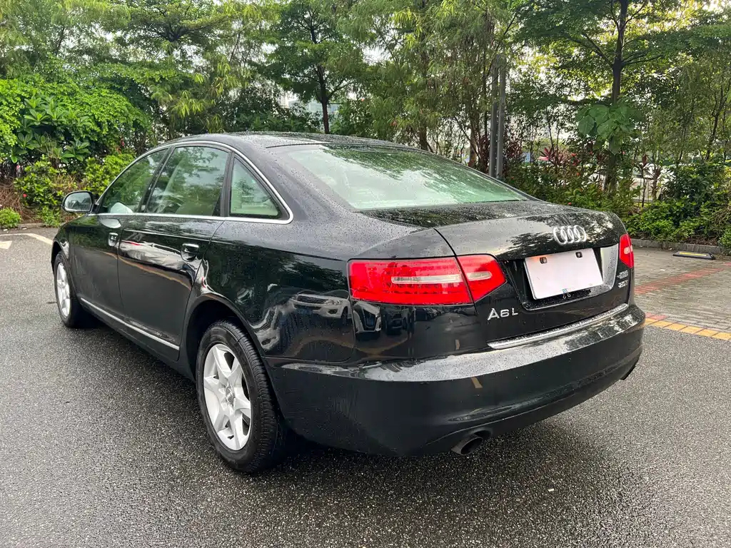 AUDI A6L 2011
