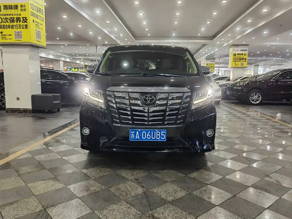 TOYOTA ALPHARD 2018