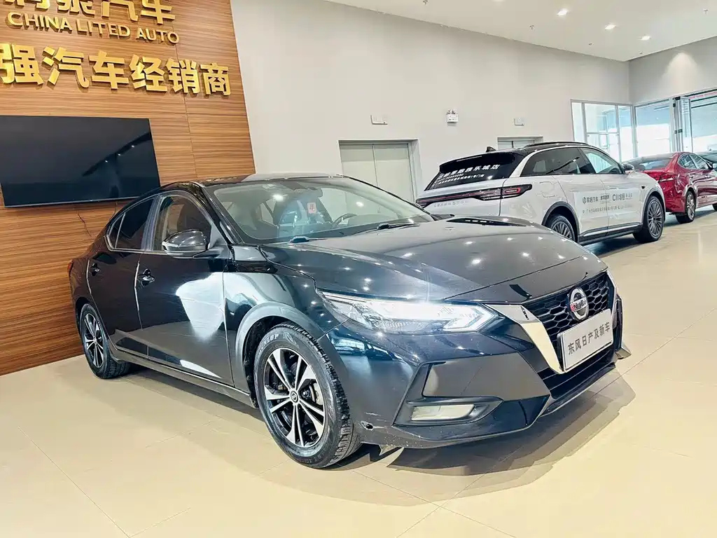 NISSAN SYLPHY 2020