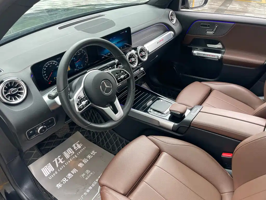 MERCEDES BENZ GLB 2021