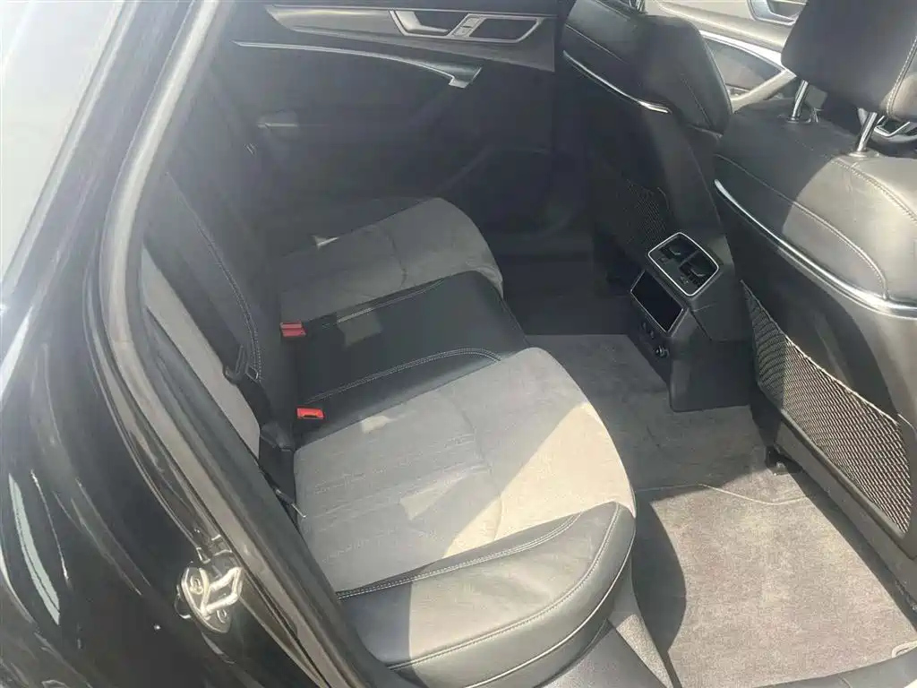 AUDI A6L 2023