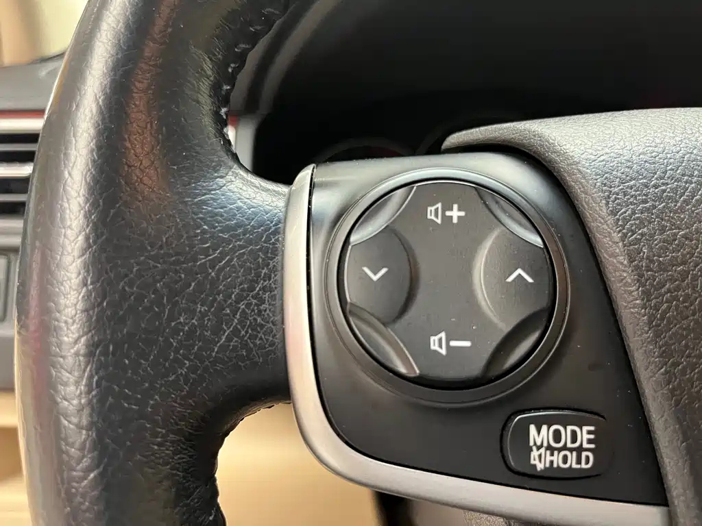 TOYOTA CAMRY 2014