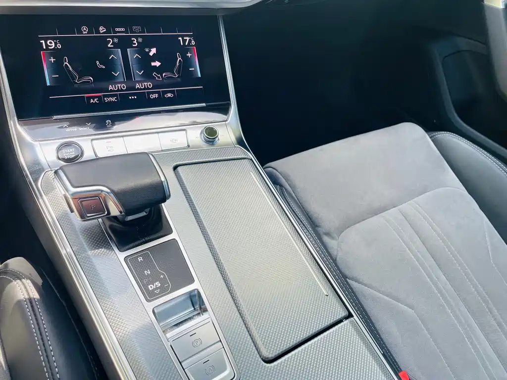 AUDI A6L 2023