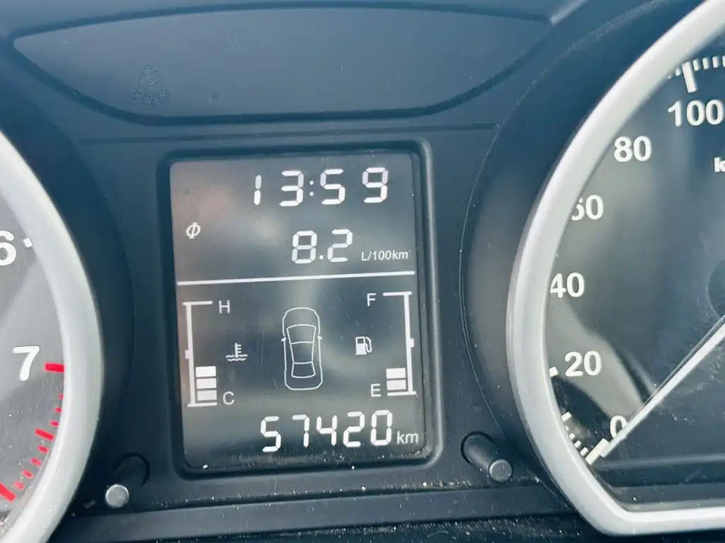 ZOTYE T600 2015