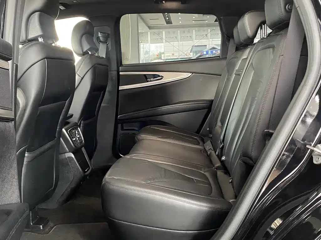 LINCOLN NAVIGATOR IMPORT 2019