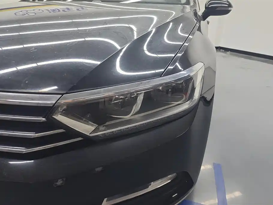 VOLKSWAGEN MAGOTAN 2017