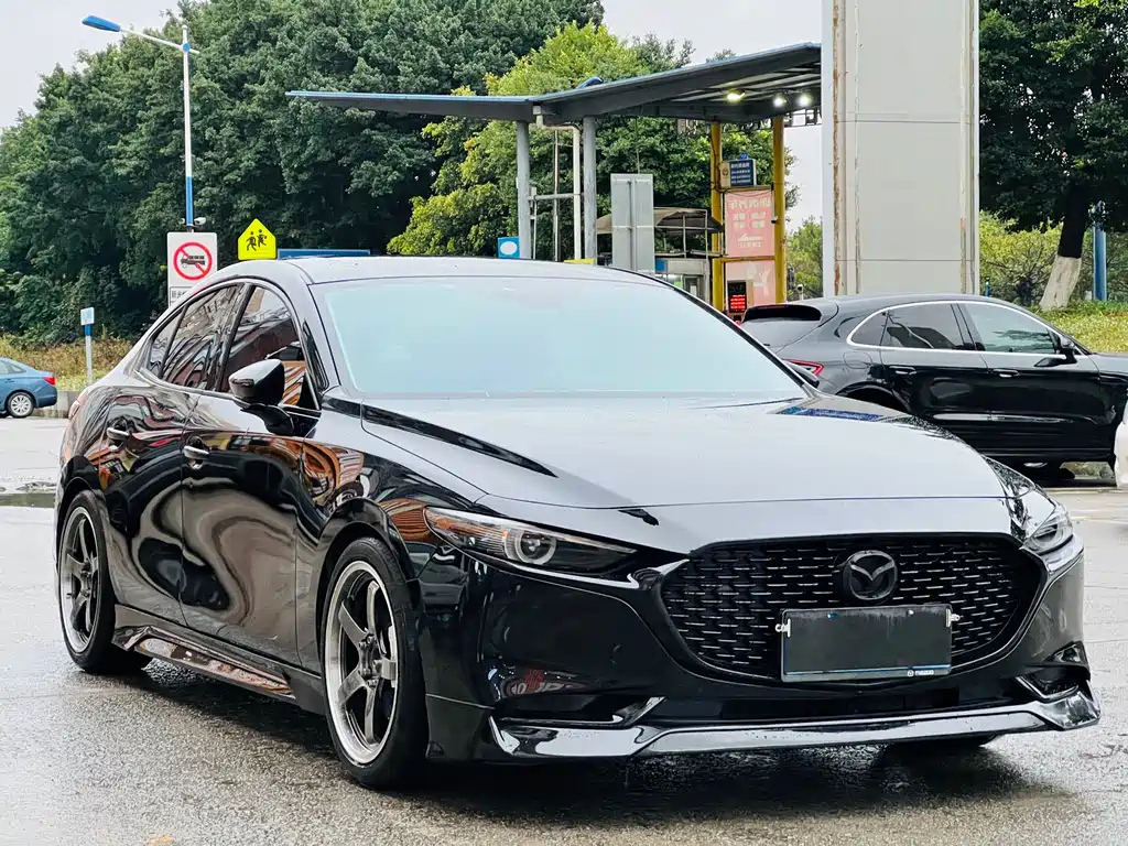MAZDA 3 AXELA 2021