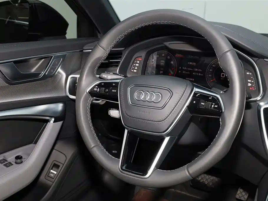 AUDI A6L 2023