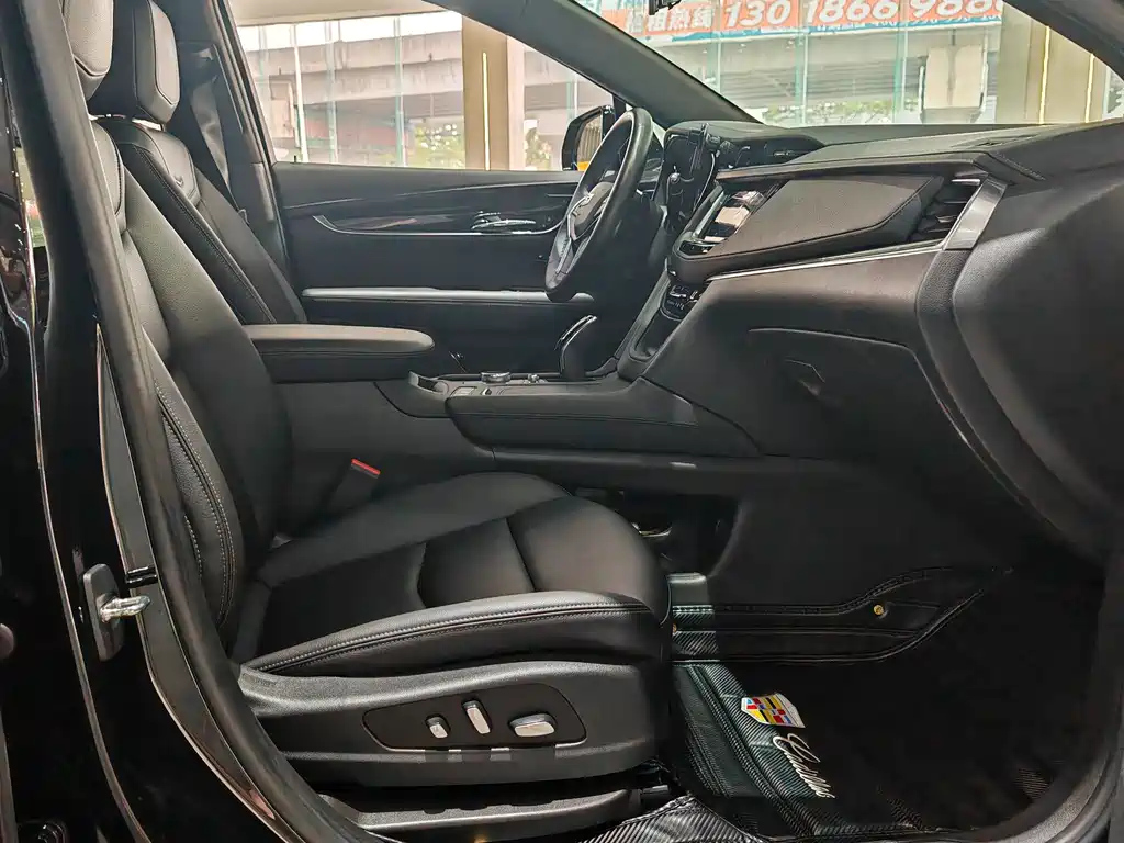 CADILLAC XT5 2021