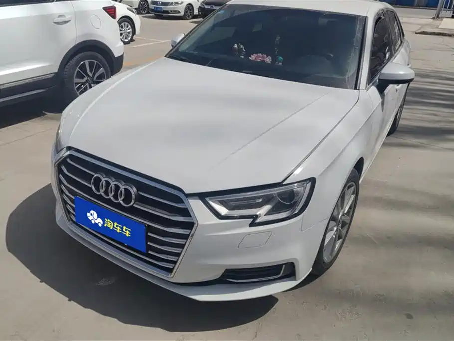 AUDI A3 2019