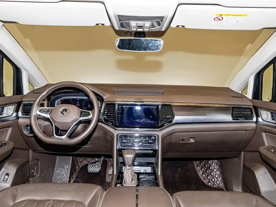 VOLKSWAGEN VILORAN 2021