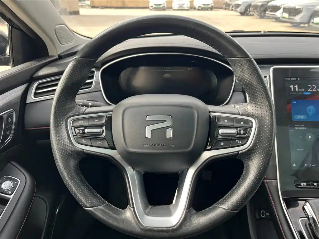 RISING AUTO ER6 2022