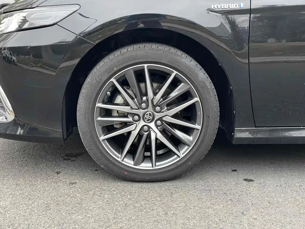 TOYOTA CAMRY 2021