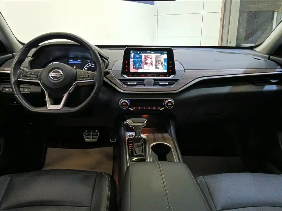 NISSAN TEANA 2022