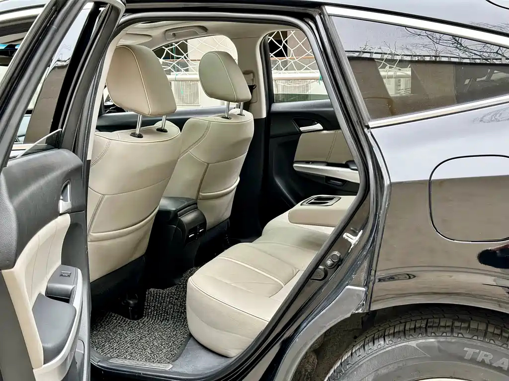 HONDA CROSSTOUR 2014