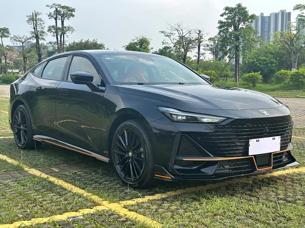 CHANGAN UNI-V 2023