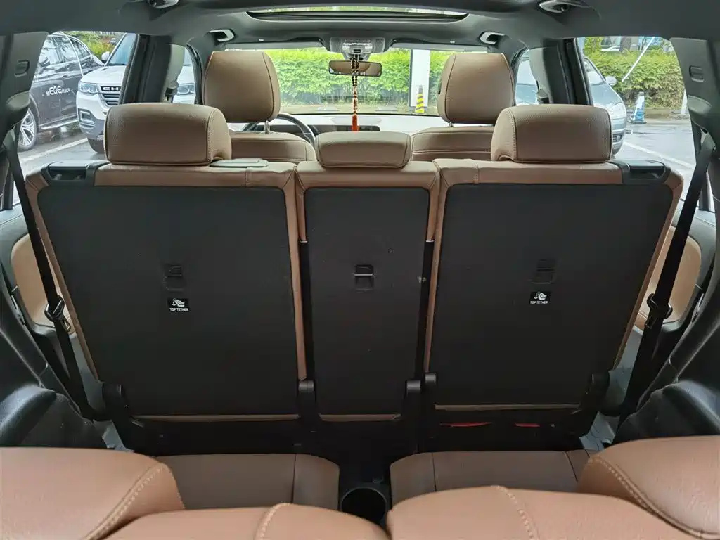 MERCEDES BENZ GLB 2020