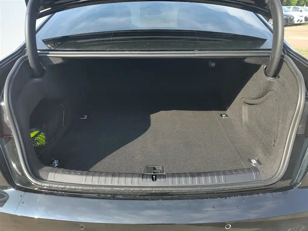AUDI A6L 2023