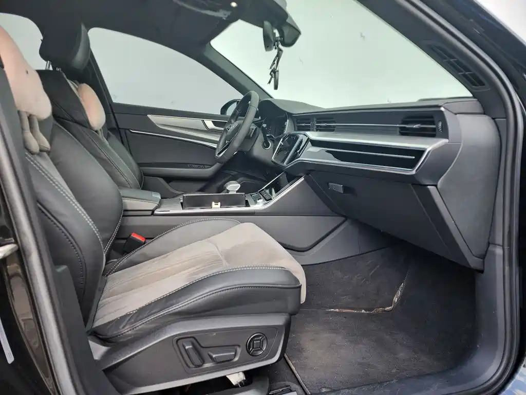 AUDI A6L 2021