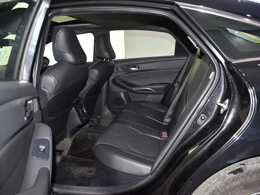 TOYOTA AVALON 2022