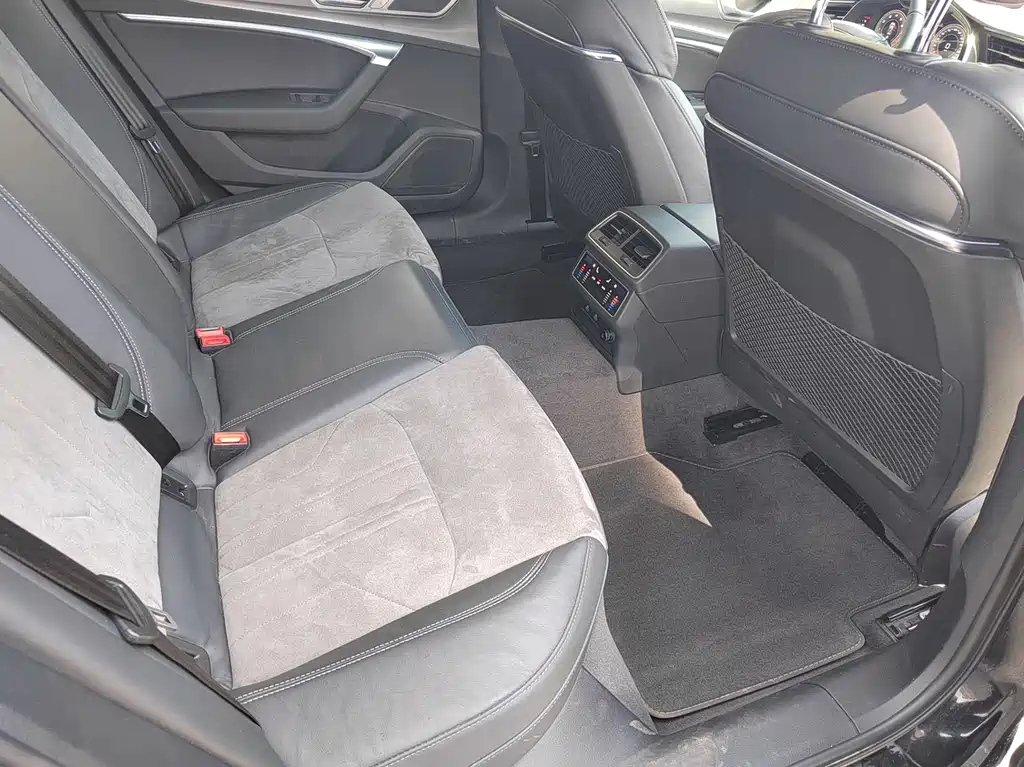 AUDI A6L 2023