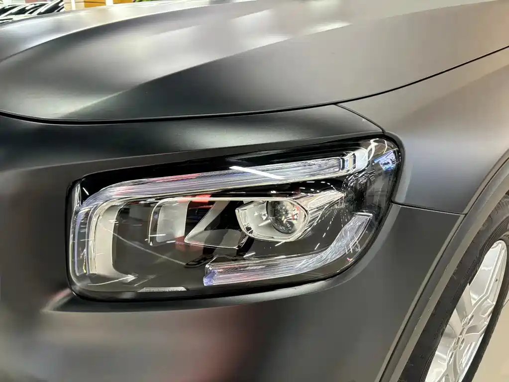 MERCEDES BENZ GLB 2022