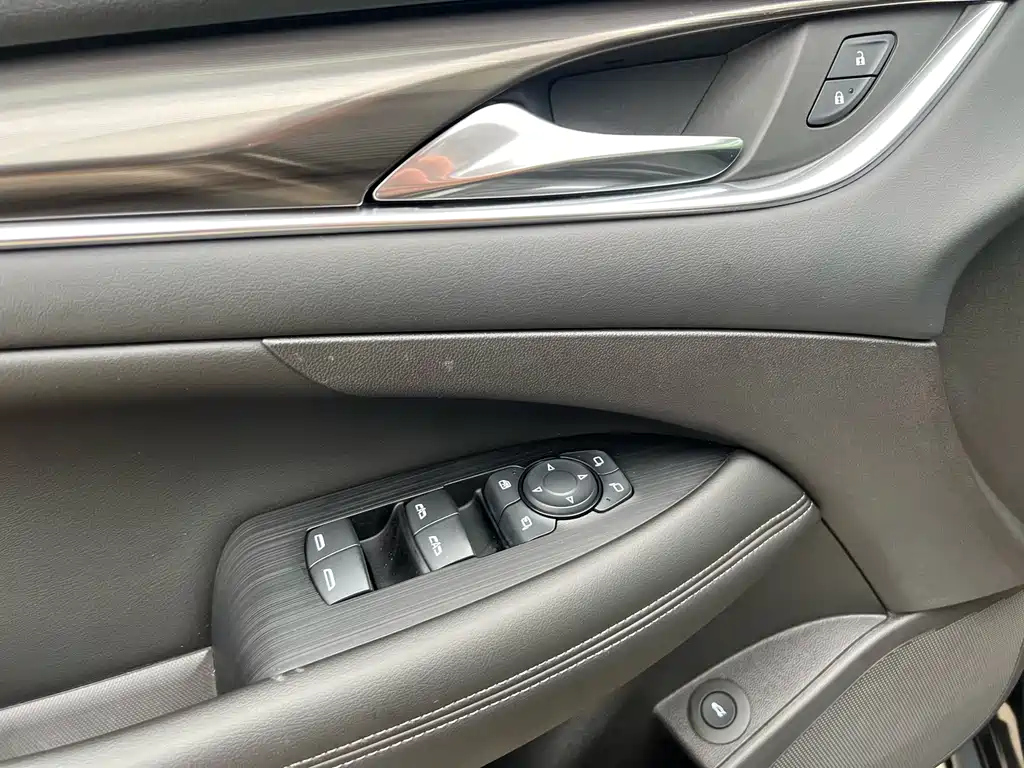 BUICK LACROSSE 2020