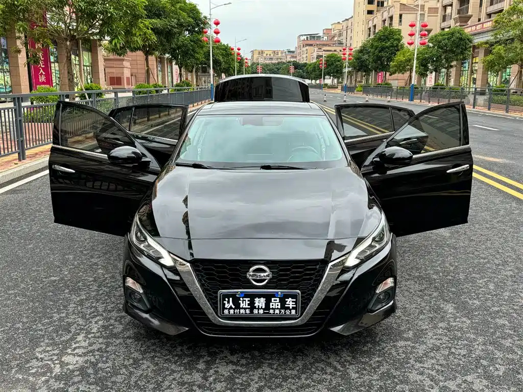NISSAN TEANA 2021