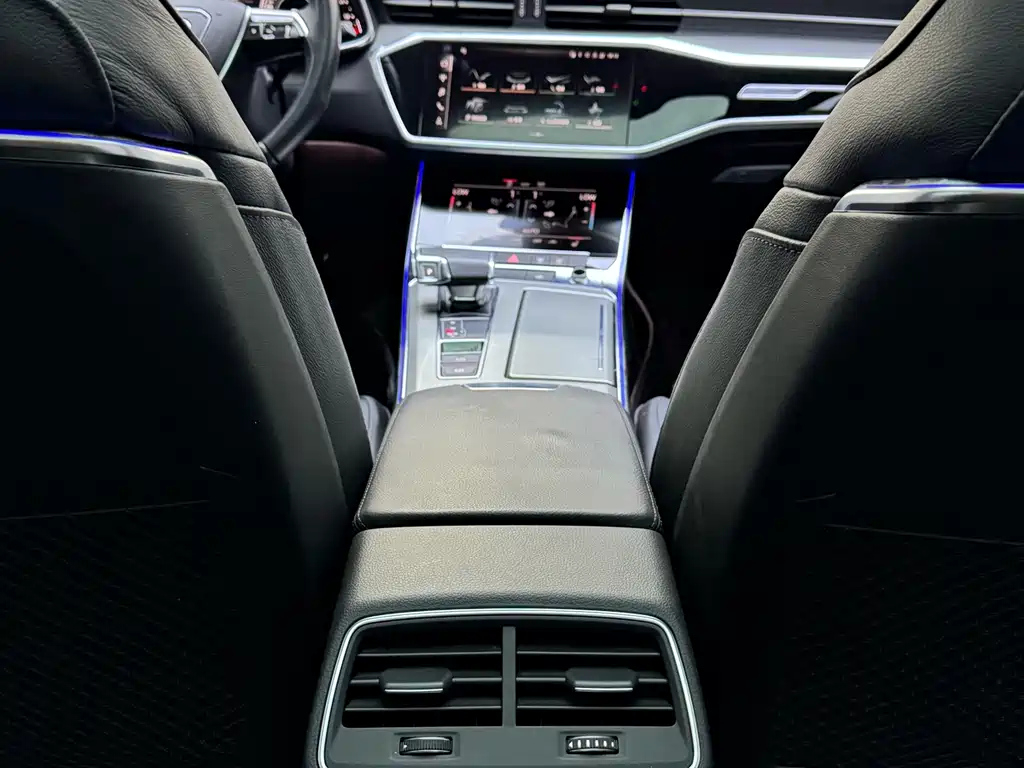 AUDI A6L 2022