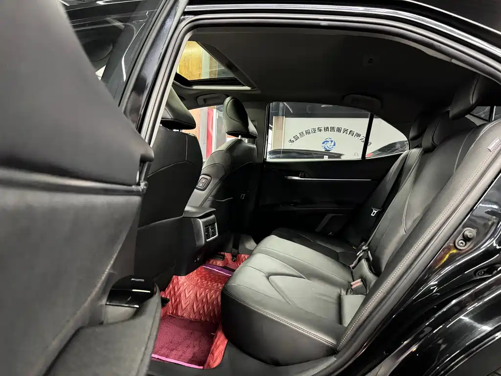 TOYOTA CAMRY 2022