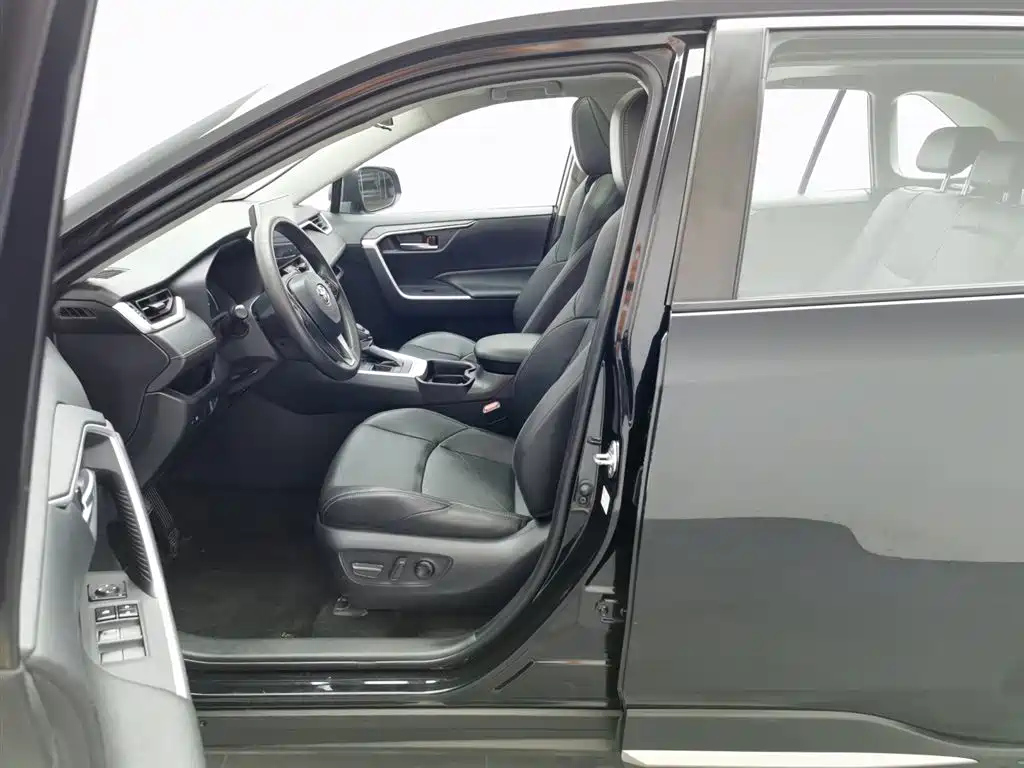 TOYOTA WILDLANDER 2021