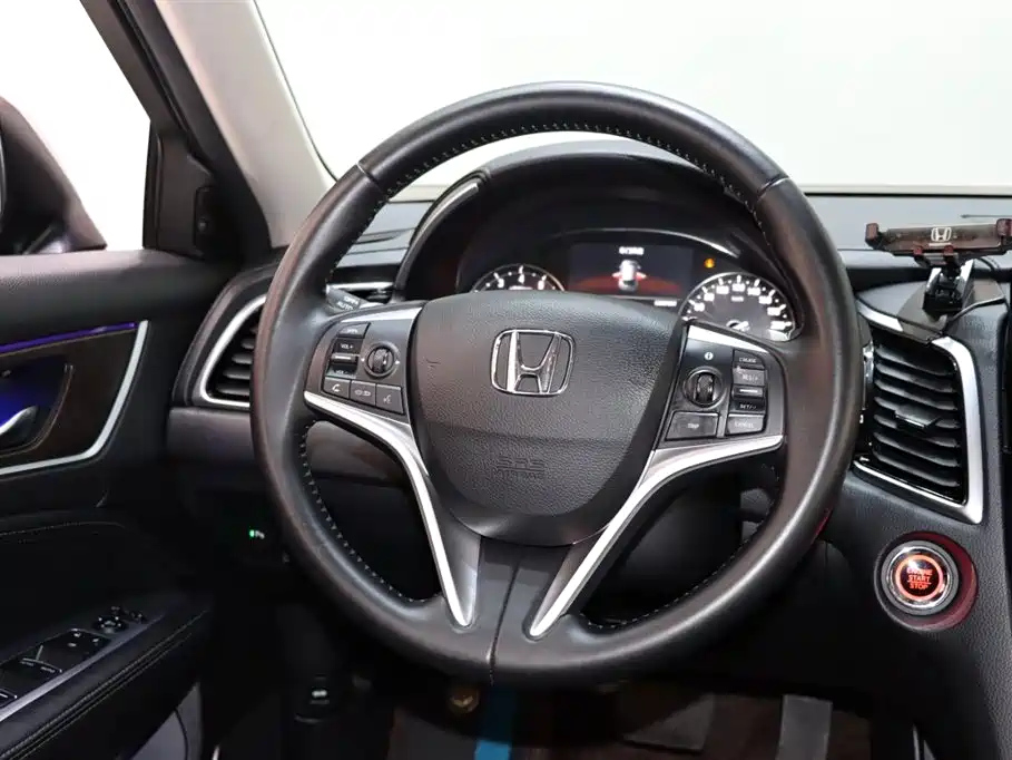 HONDA AVANCIER 2022