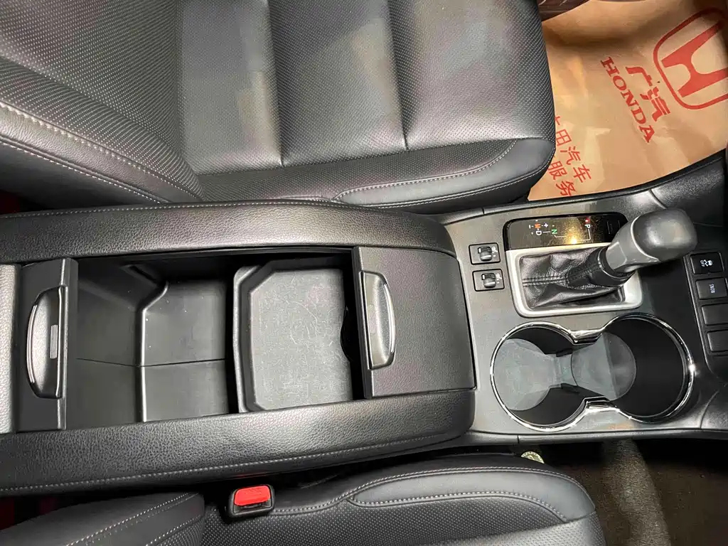 TOYOTA HIGHLANDER 2019