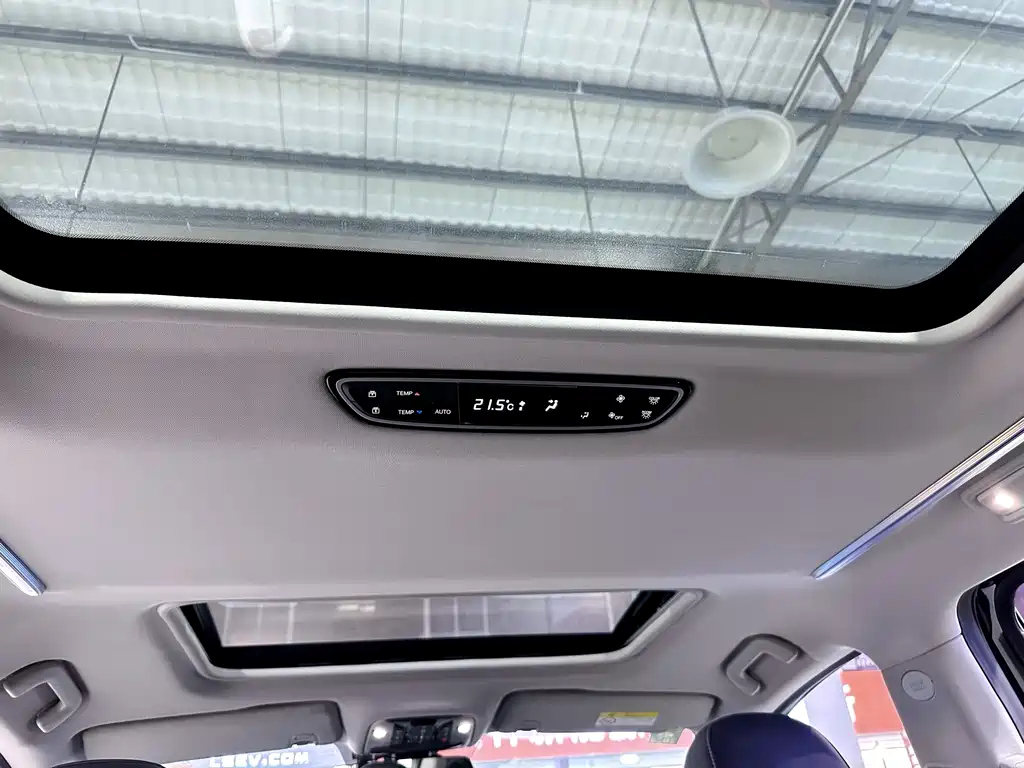 TRUMPCHI M8 2022