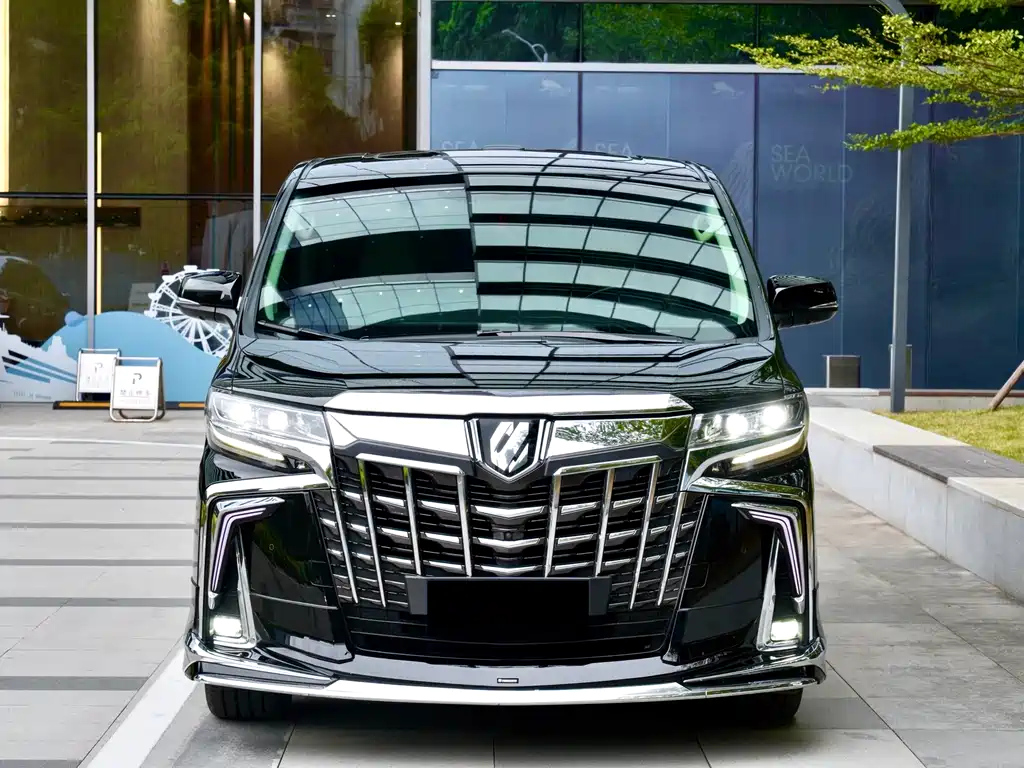 TOYOTA ALPHARD 2017