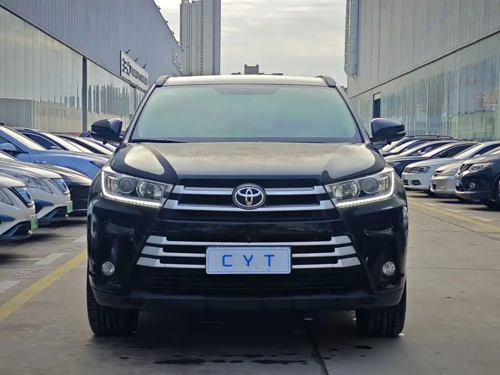 TOYOTA HIGHLANDER 2020