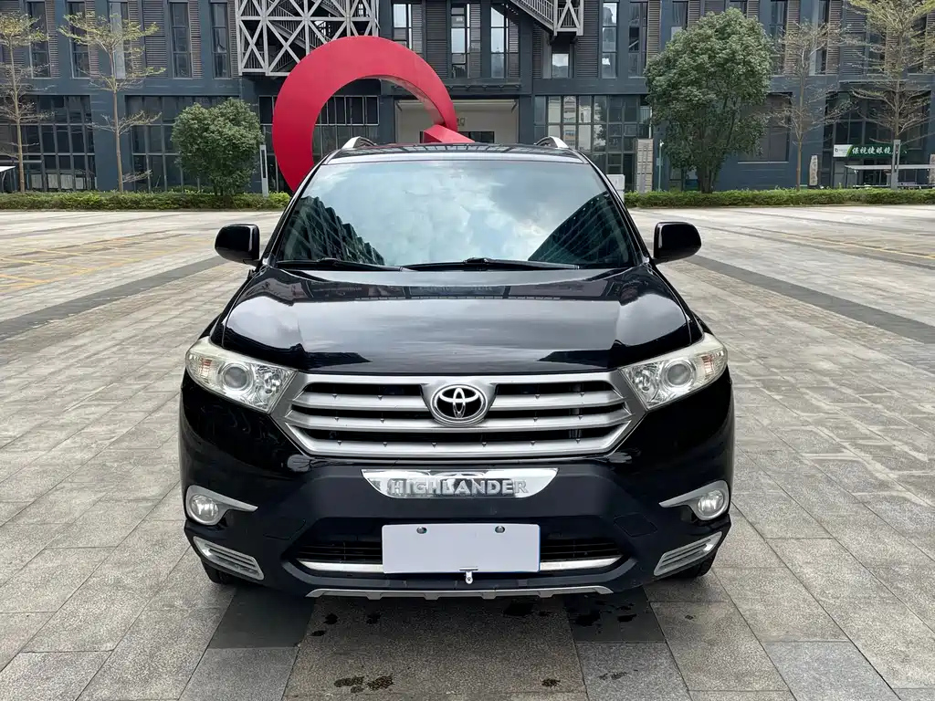 TOYOTA HIGHLANDER 2013