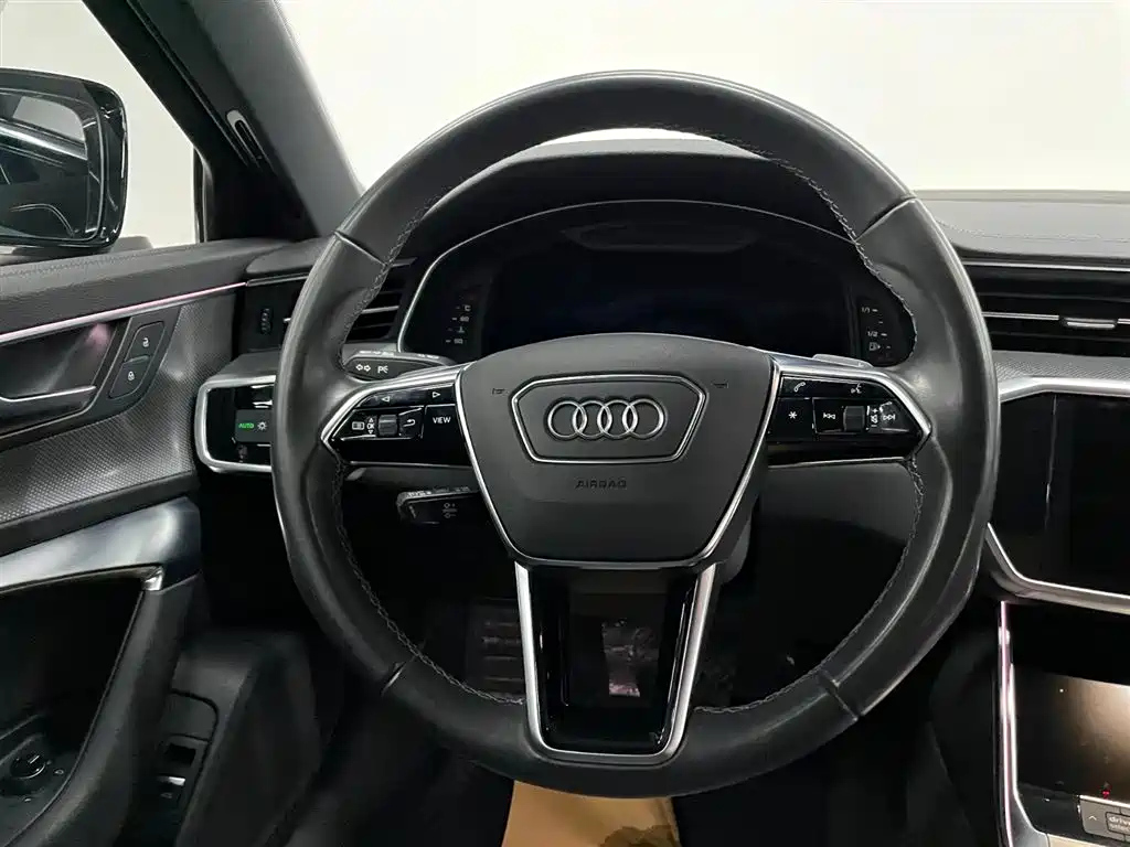 AUDI A6L 2022