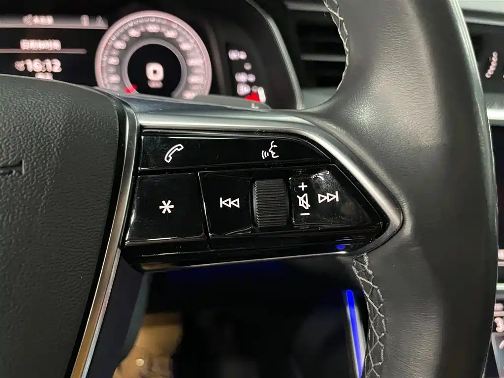 AUDI A6L 2022