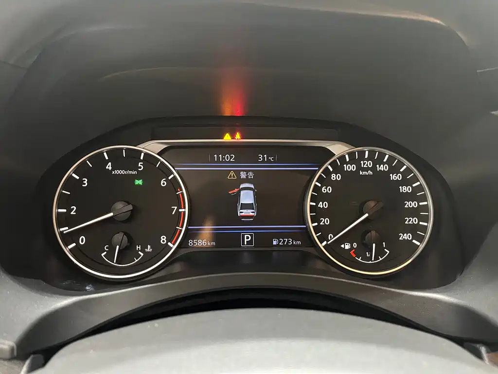 NISSAN TEANA 2023