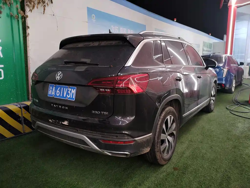 VOLKSWAGEN TAYRON 2022