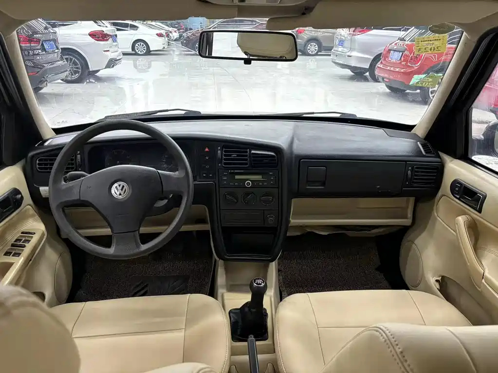 VOLKSWAGEN JETTA 2012
