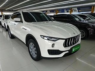 MASERATI LEVANTE  2018 YEAR 3.0T CLASSIC EDITION 2018