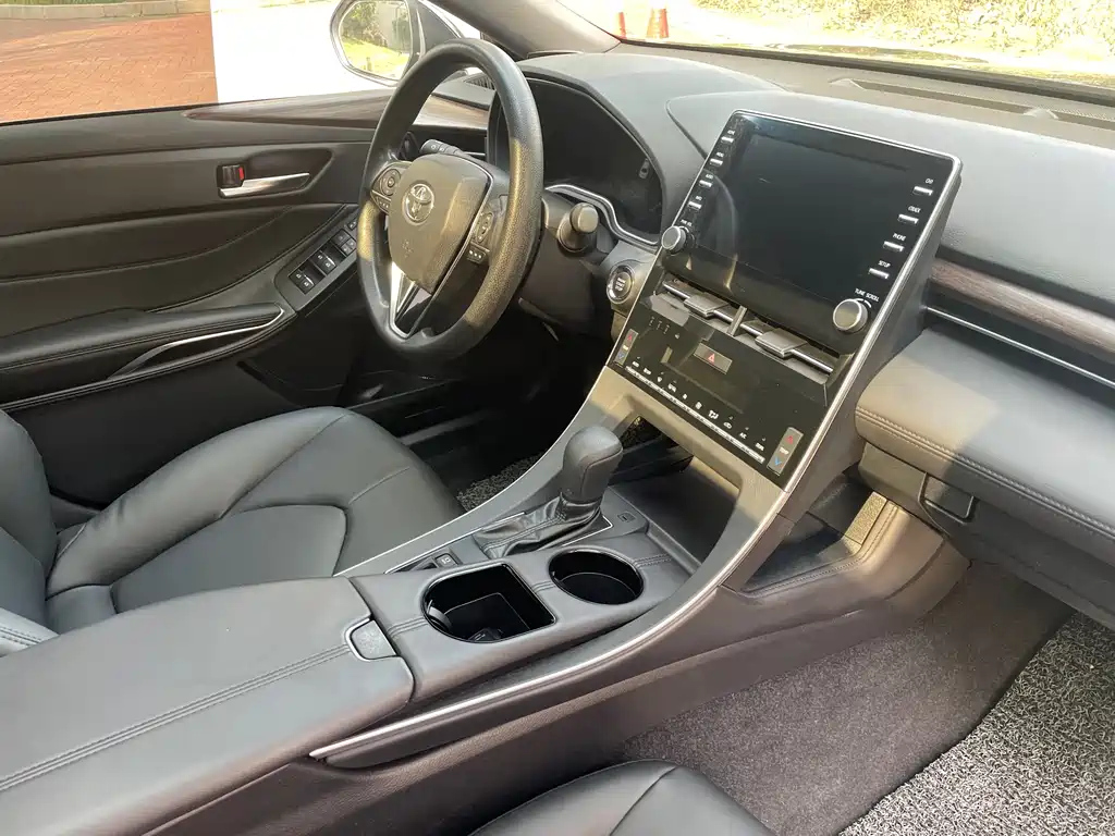 TOYOTA AVALON 2021