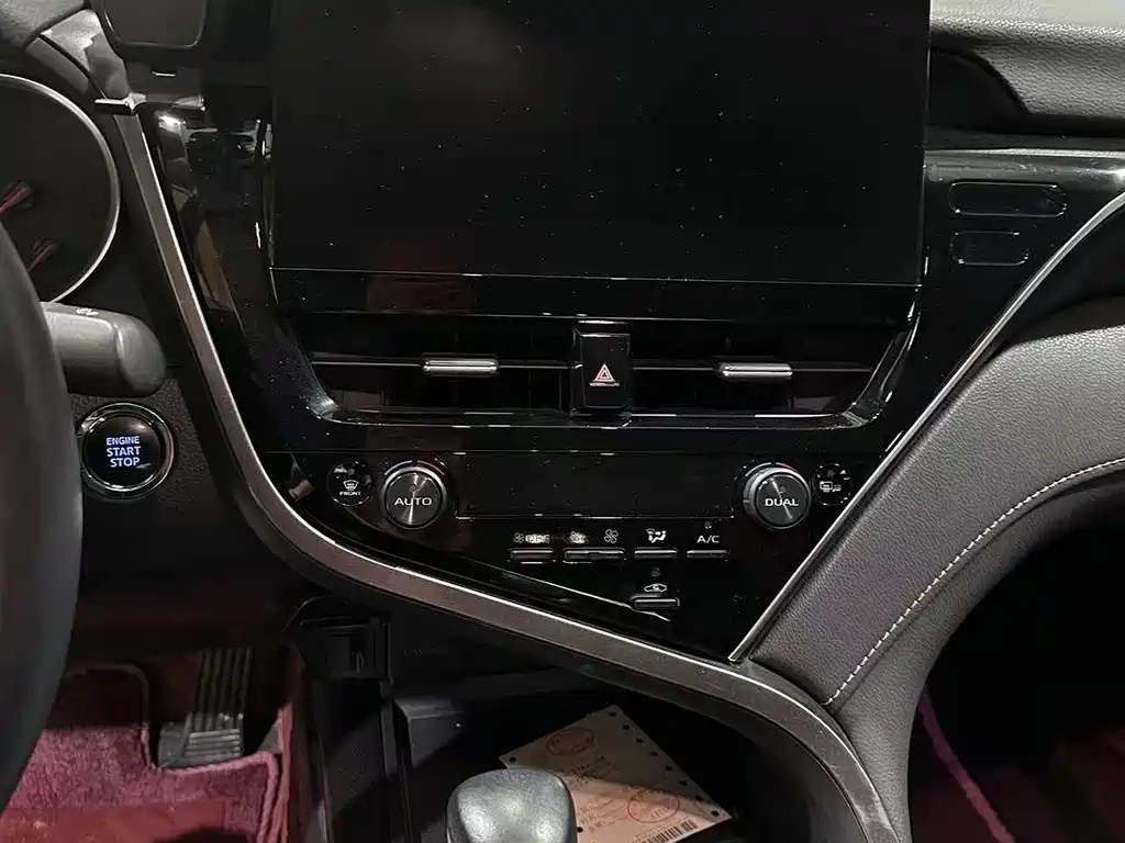 TOYOTA CAMRY 2022